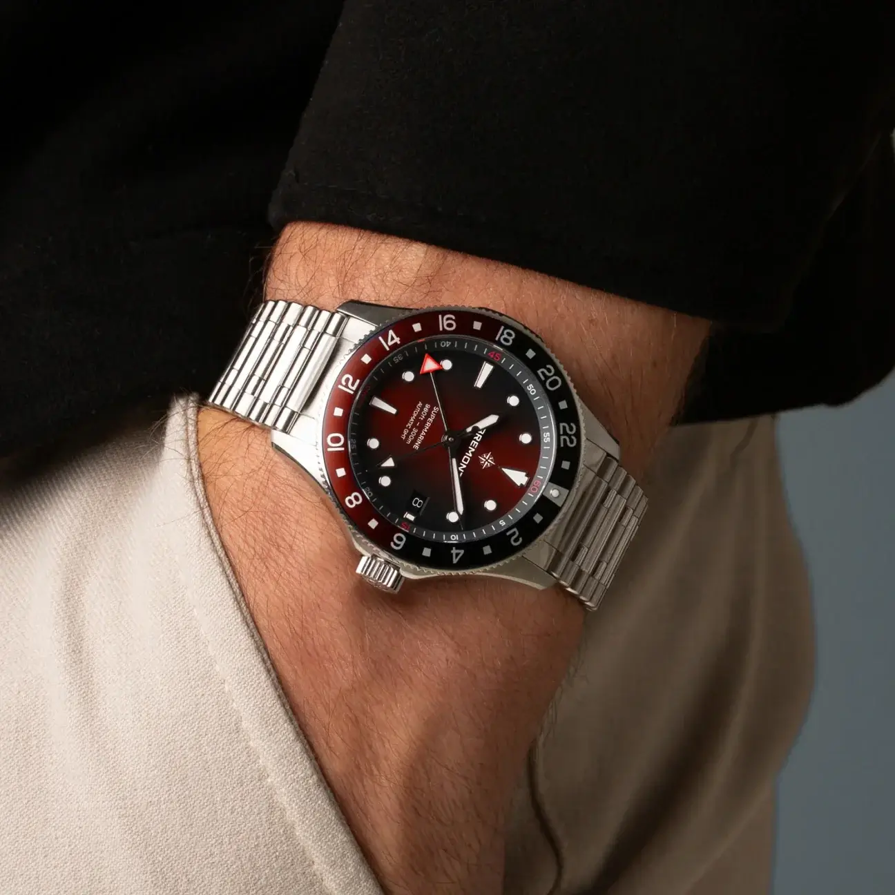 Bremont Supermarine 300M GMT, 'Ember' Red SM40-GMT-SS-RDBK-R-B - Image 3