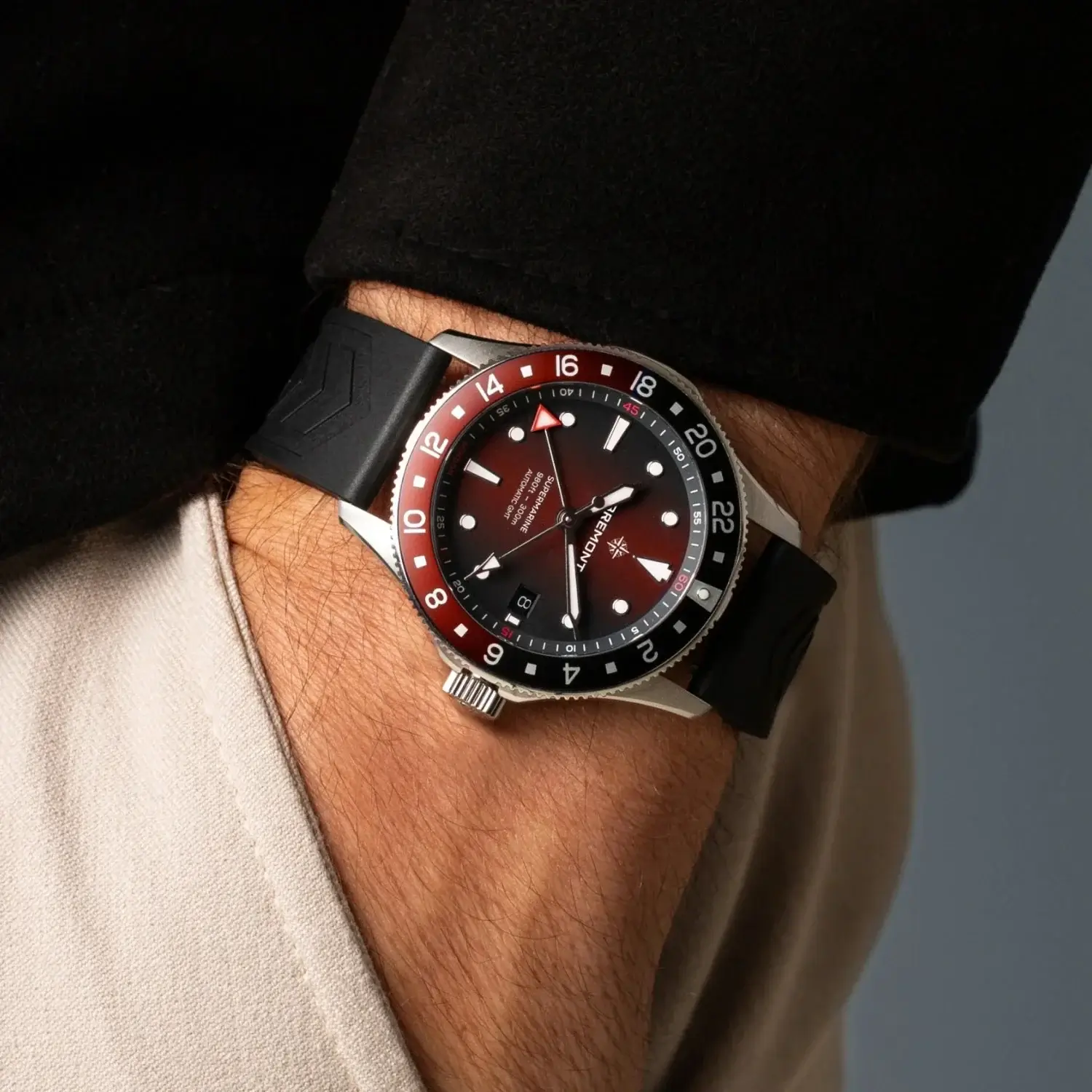 Bremont Supermarine 300M GMT, 'Ember' Red  SM40-GMT-SS-RDBK-R-S - Image 3
