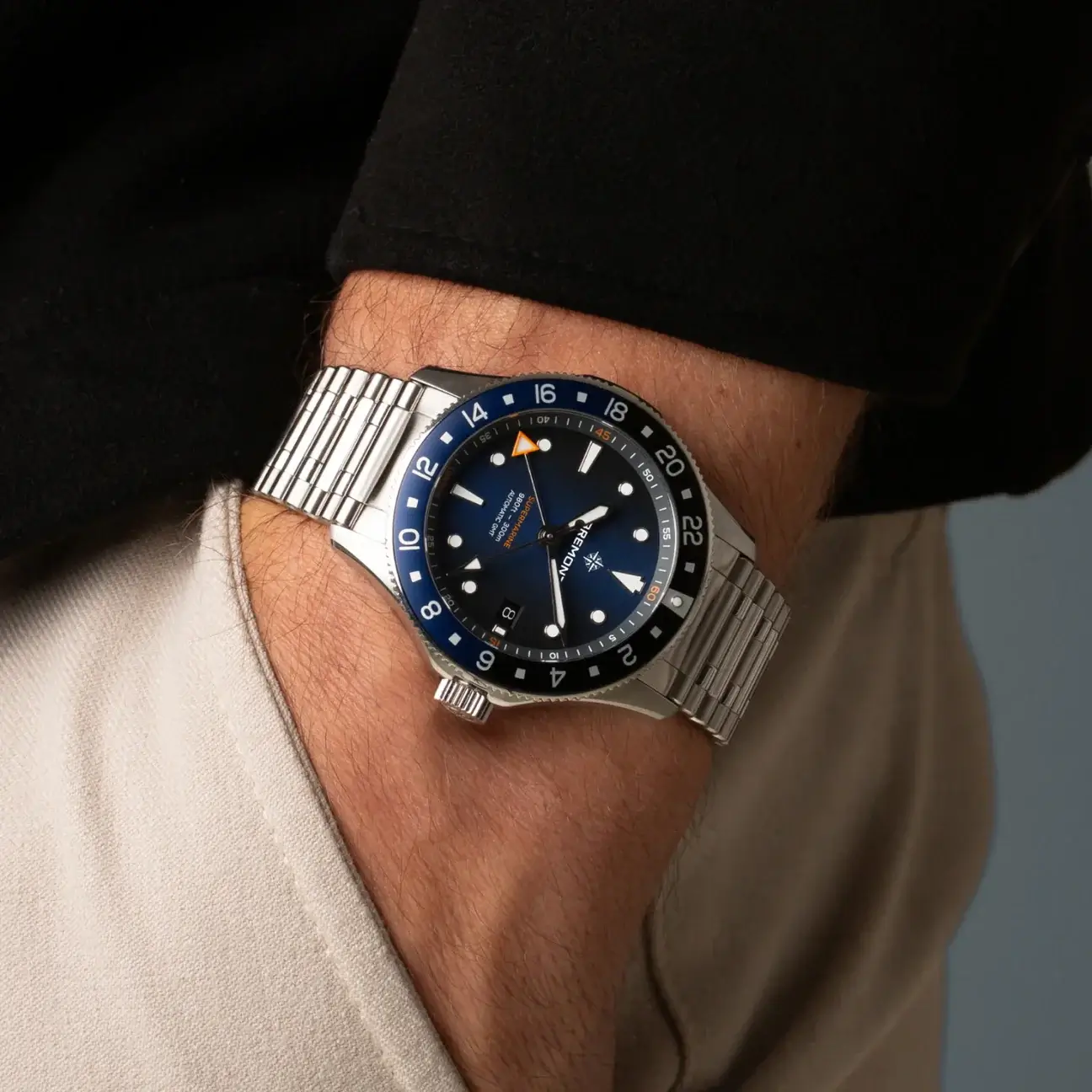 Bremont Supermarine 300M GMT, 'Glacier' Blue SM40-GMT-SS-BLBK-B - Image 3
