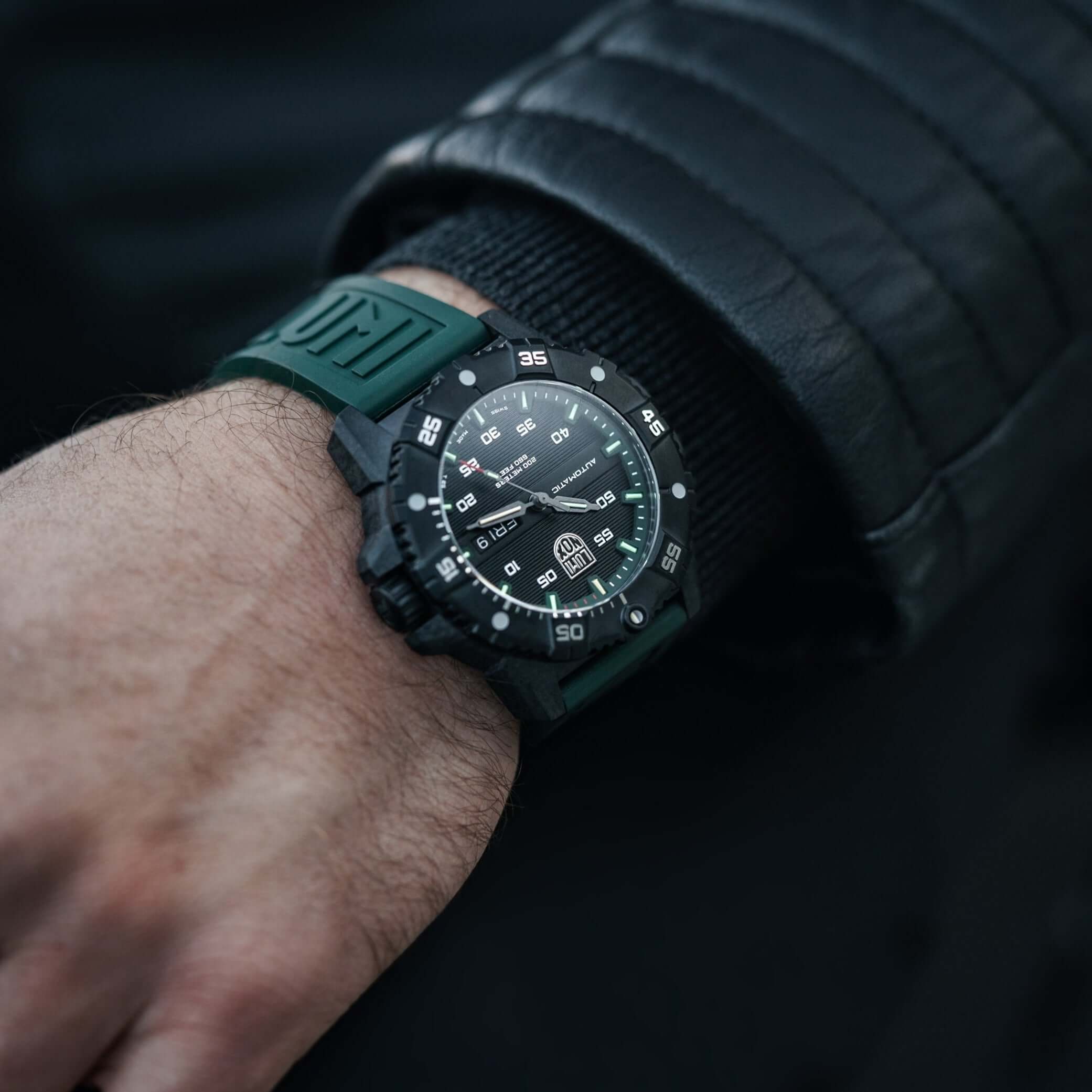 Master Carbon SEAL Automatic, 45MM - 3877 - Image 3