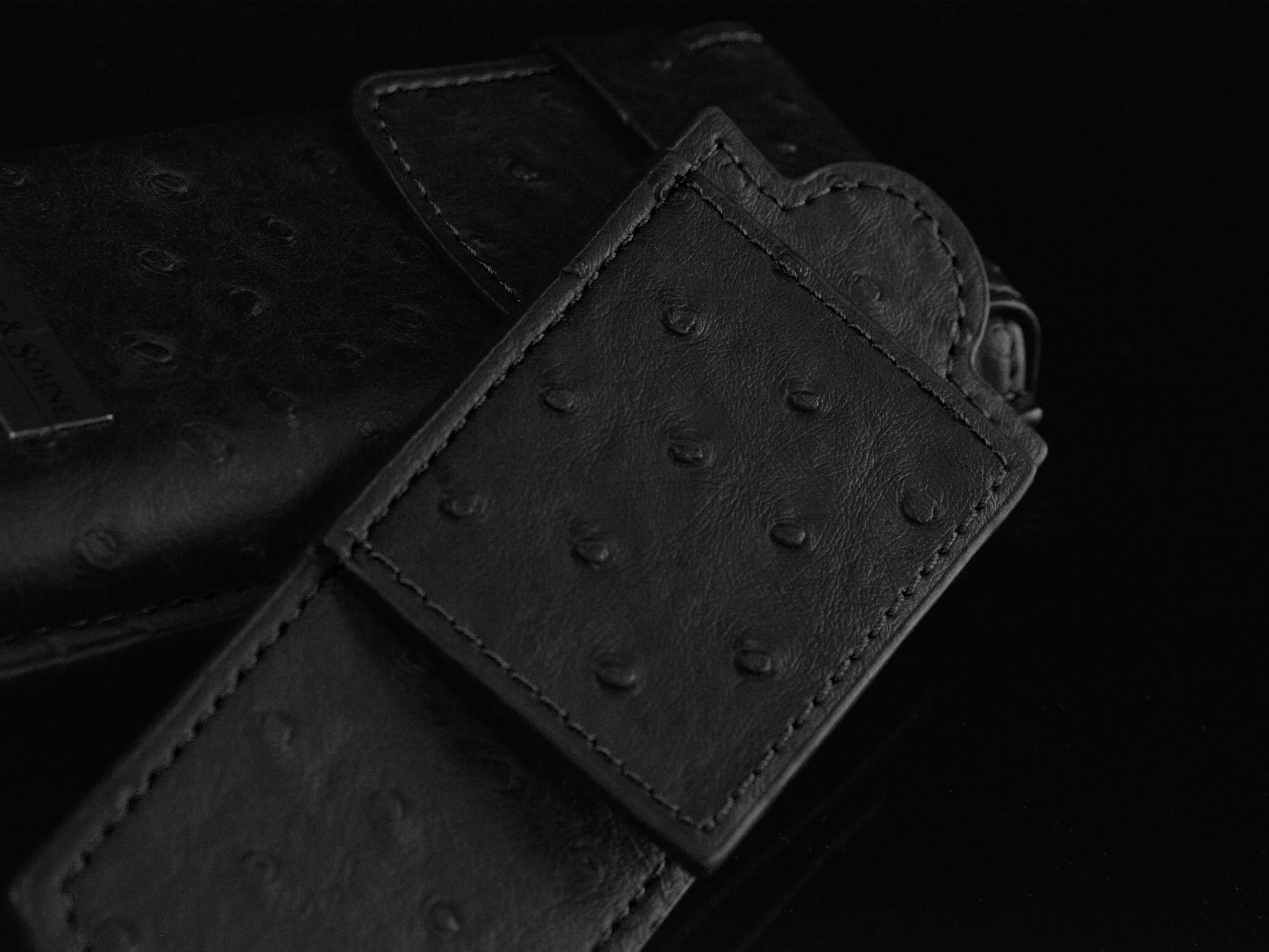 Mondo Ostrich Black - Image 6